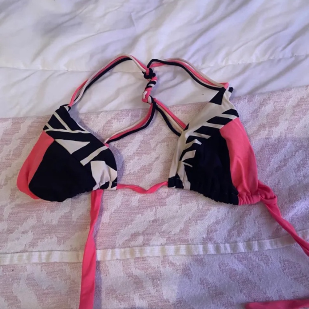 Bikini body glove